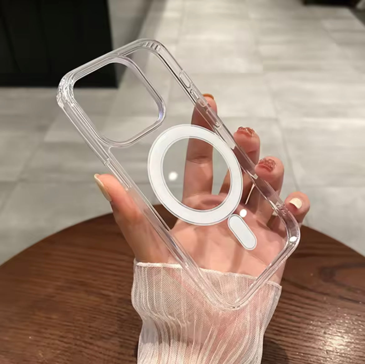 CLEAR IPHONE CASE